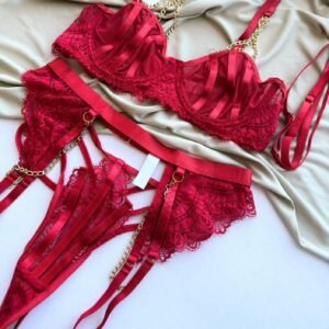 Conjunto íntimo de tres piezas